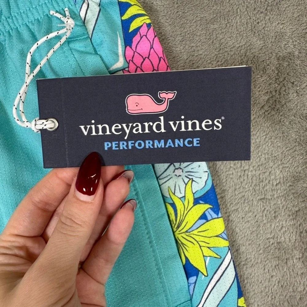 NWT Vineyard Vines Boys Performance Lacrosse Shorts XL Turquoise Pineapple
